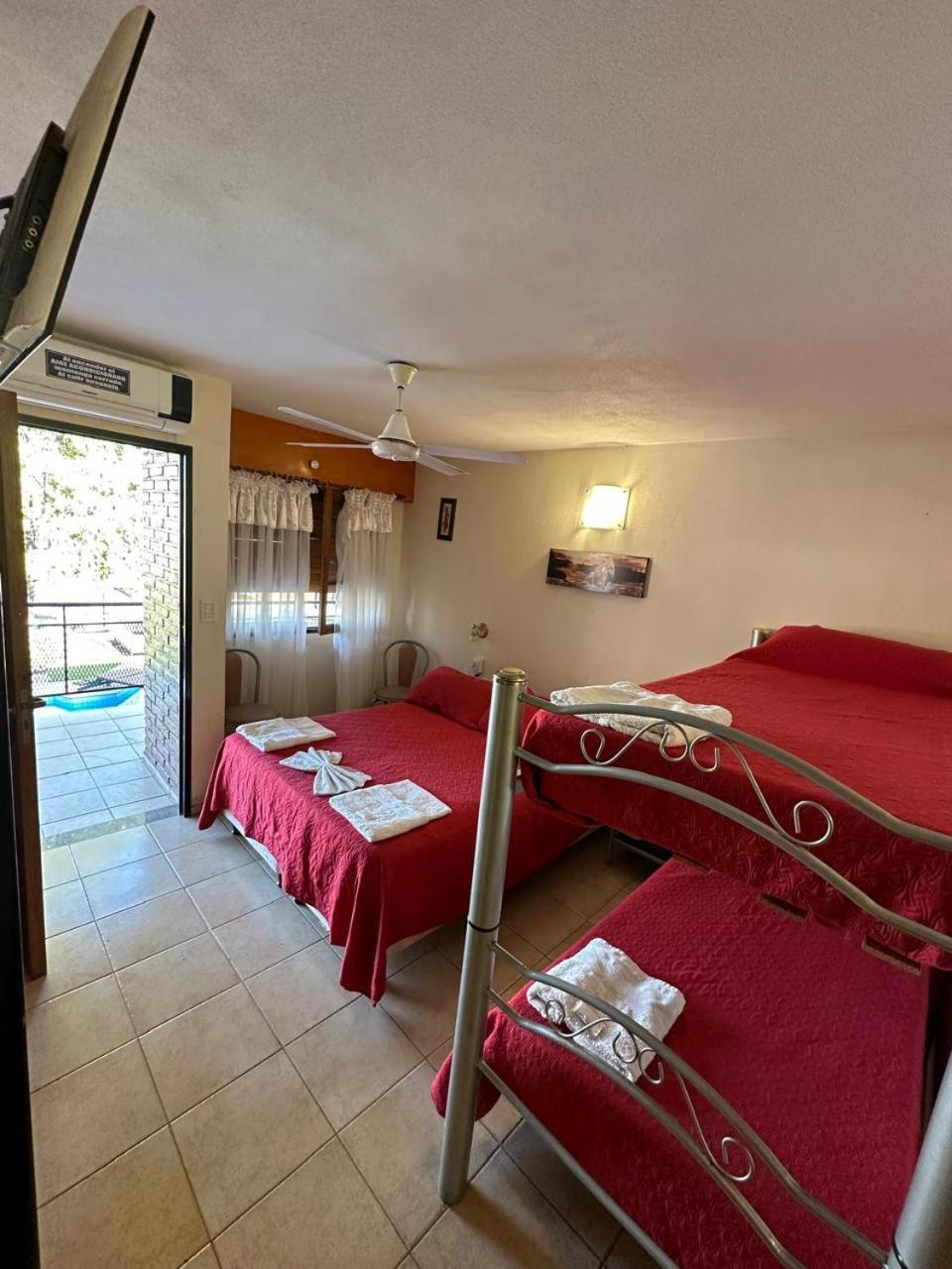 Hotel Carlos Paz Villa Carlos Paz Eksteriør bilde